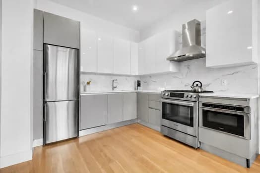 5-26 47 Avenue #2A, Queens, NY 11101
