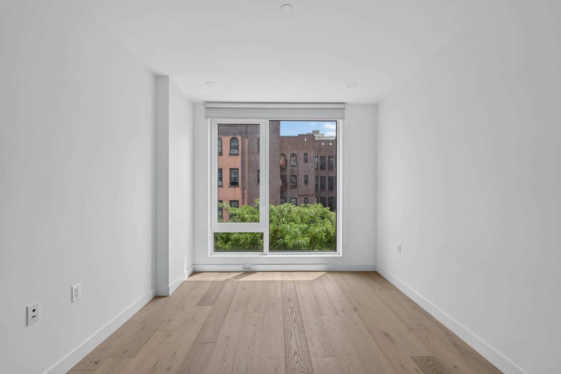148-33 90 Avenue #901, Queens, NY 11435 - Image 1