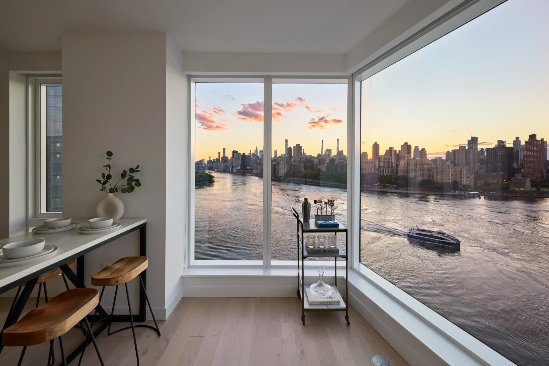 30 Halletts Point #3-1906, Queens, NY 11102