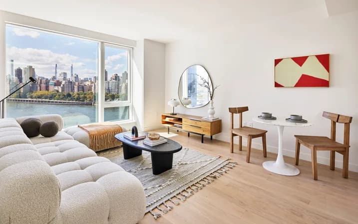 30 Halletts Point #3-2802, Queens, NY 11102