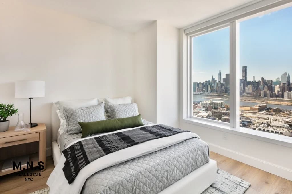 23-15 44 Rd #42K, Queens, NY 11101 apartment_bedroom_room 1