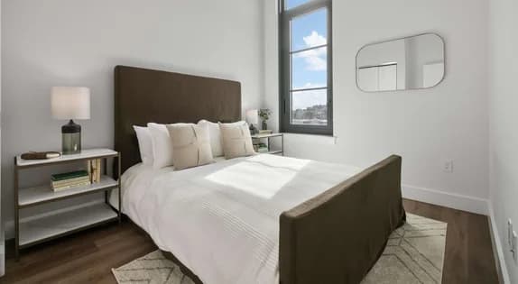 34-35 44 Street #625, Queens, NY 11101 - Image 1