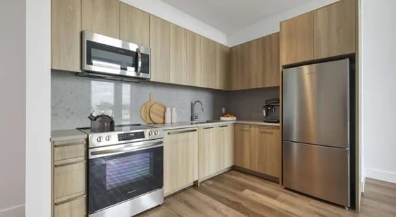 34-35 44 Street #807, Queens, NY 11101