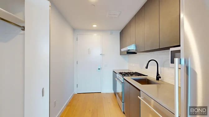 144-74 Northern Boulevard #8E, Queens, NY 11354