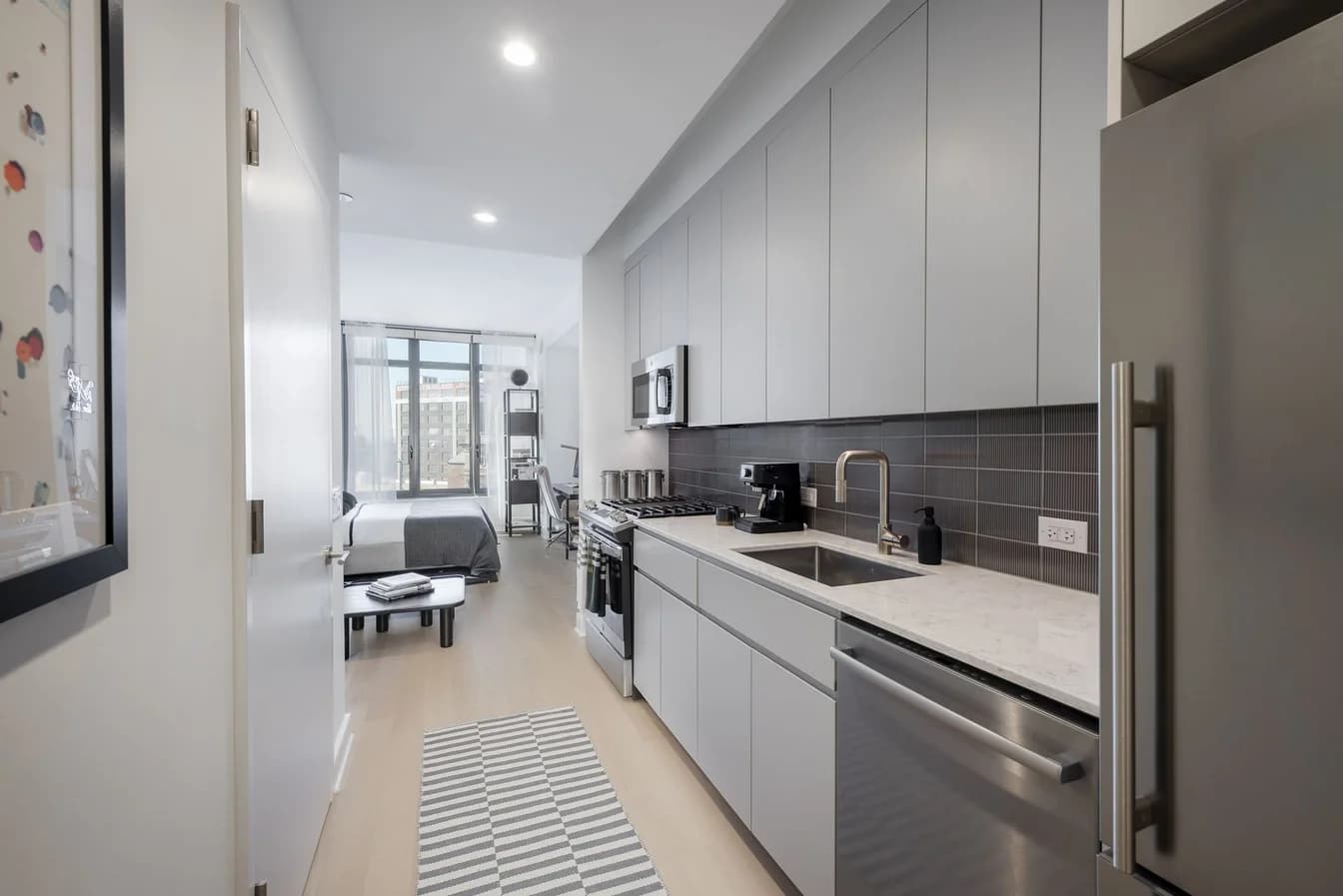 27-05 Thomson Avenue #PH1G, Queens, NY 11101 apartment_kitchen 1