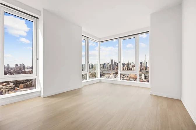 23-10 42 Road #32C, Queens, NY 11101
