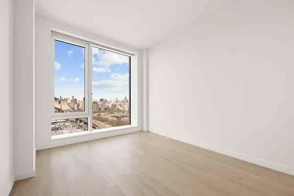 23-10 42 Road #33E, Queens, NY 11101