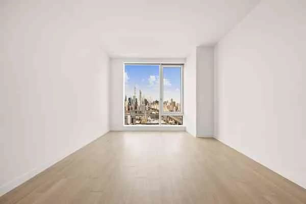 23-10 42 Road #33E, Queens, NY 11101