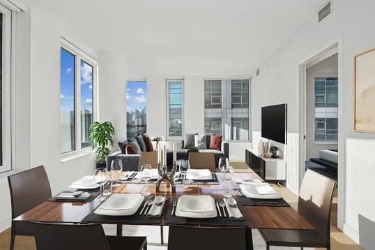 25-01 Queens Plaza North #1005, Queens, NY 11101 - Image 1