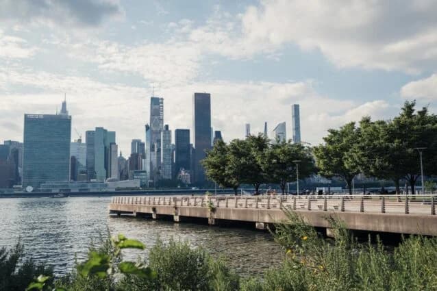 2-33 50 Ave #E813, Queens, NY 11101