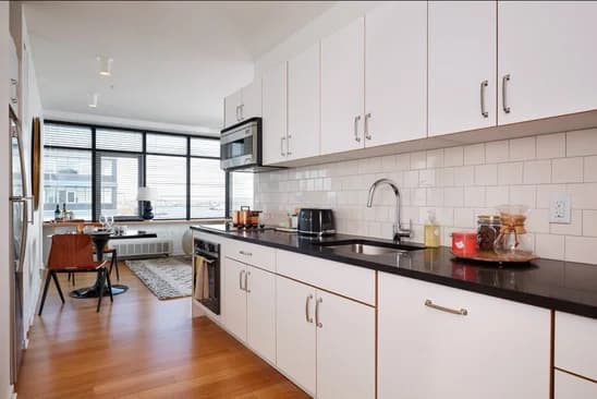 7 Navy Pier Court #4036, Staten Island, NY 10304
