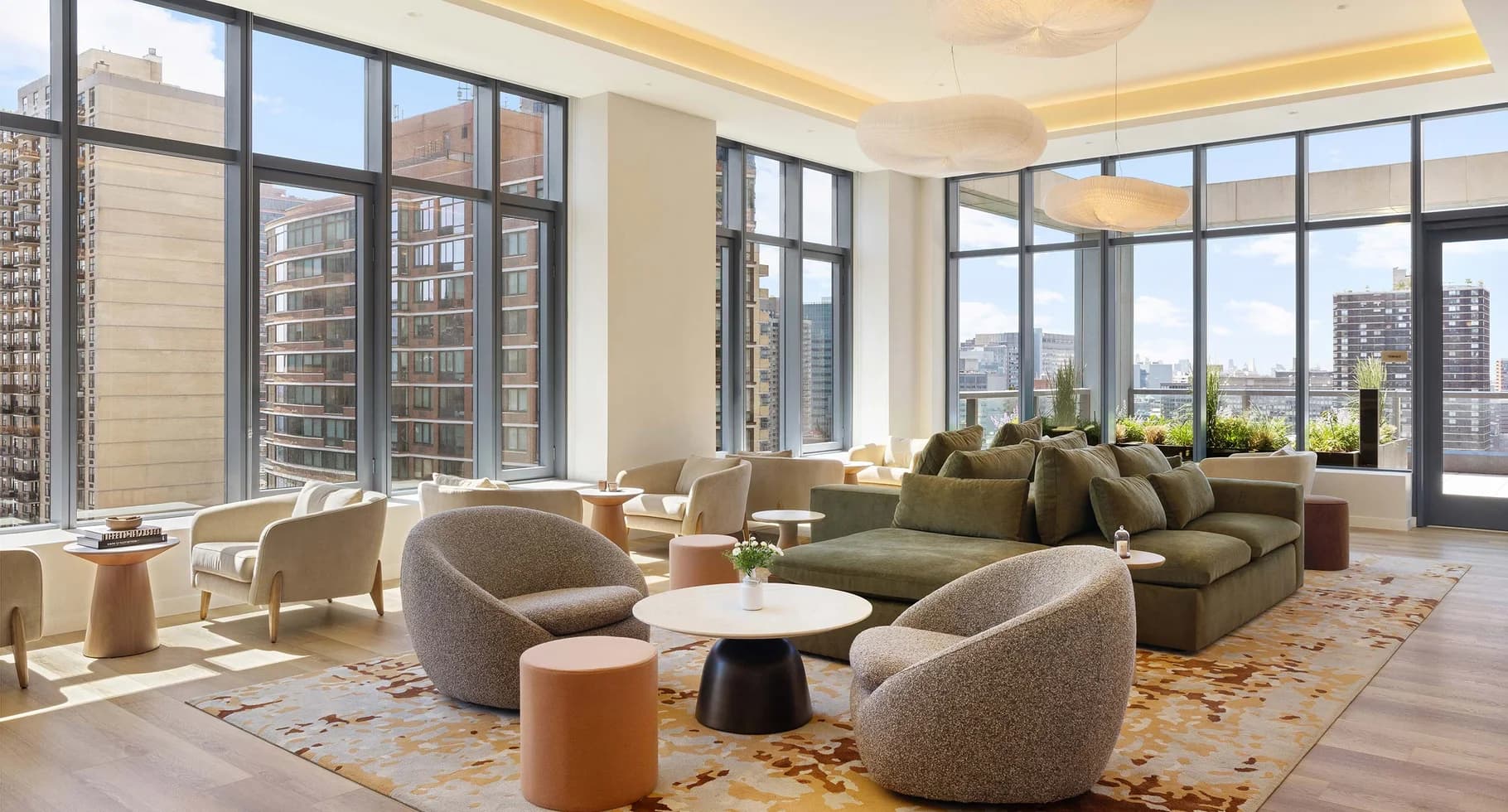 255 East 39 Street #6F, Manhattan, NY 10016 amenity_lounge 1