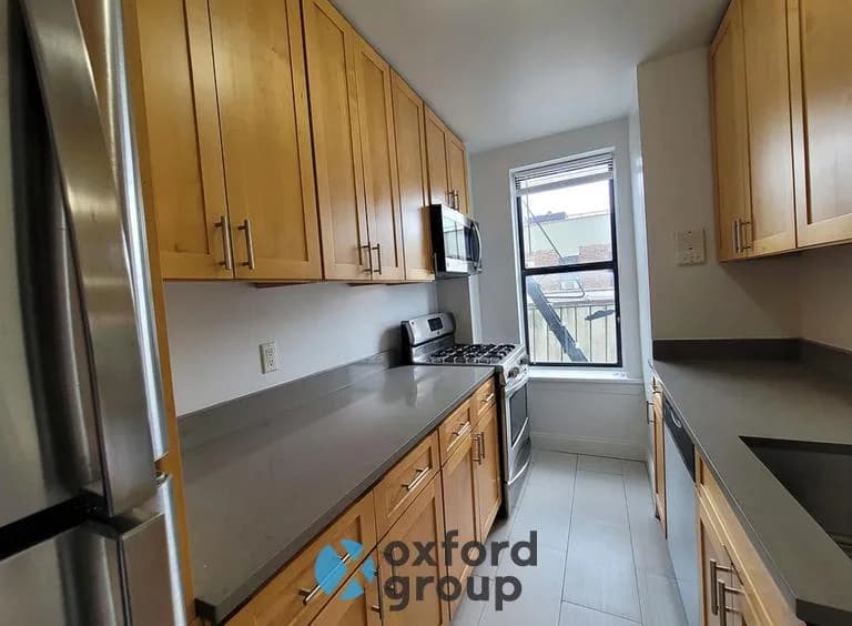 225 Riverside Drive #4A, Manhattan, NY 10025 apartment_kitchen 1