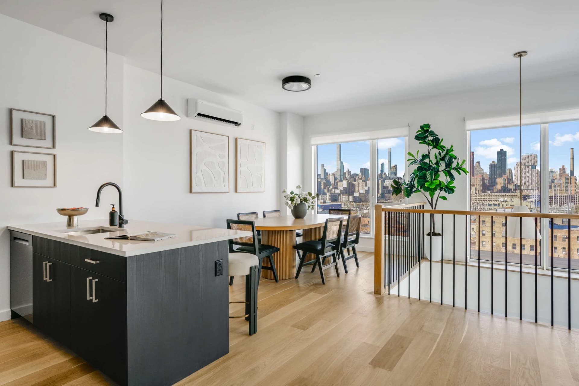 11-34 35 Avenue #907, Queens, NY 11106 apartment_living_room 1
