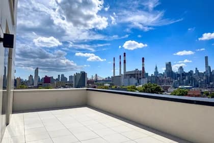 11-34 35 Avenue #724, Queens, NY 11106 - Image 1