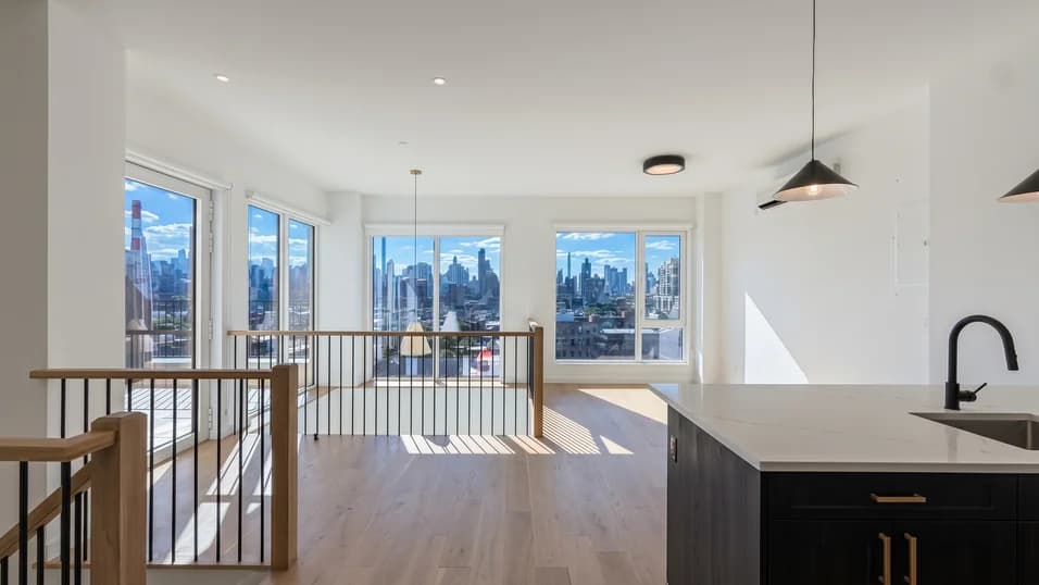 11-34 35 Avenue #908, Queens, NY 11106 - Image 1