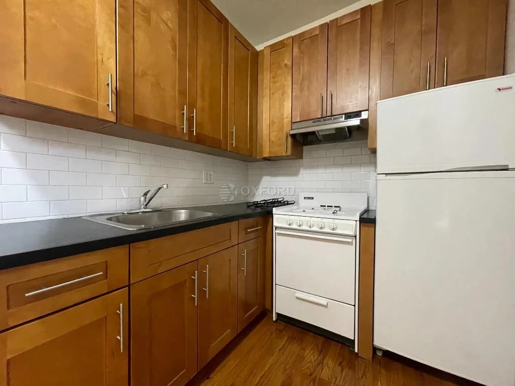 510 East 79 Street #6B, Manhattan, NY 10075 apartment_kitchen 1