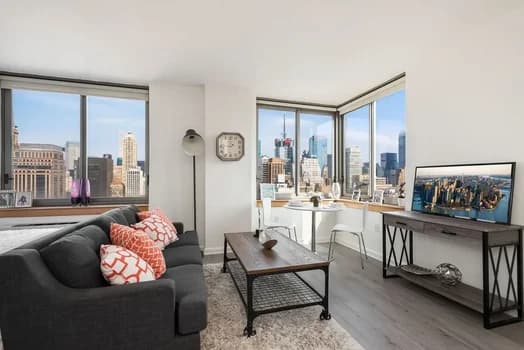 35 West 33 Street #34B, Manhattan, NY 10001