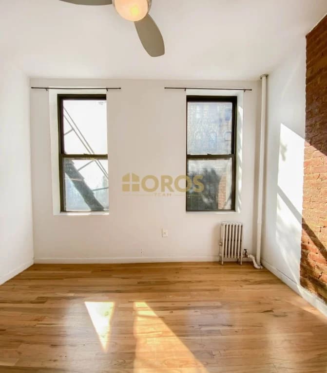 217 E 10 St #14, Manhattan, NY 10003 apartment_bedroom_room 1