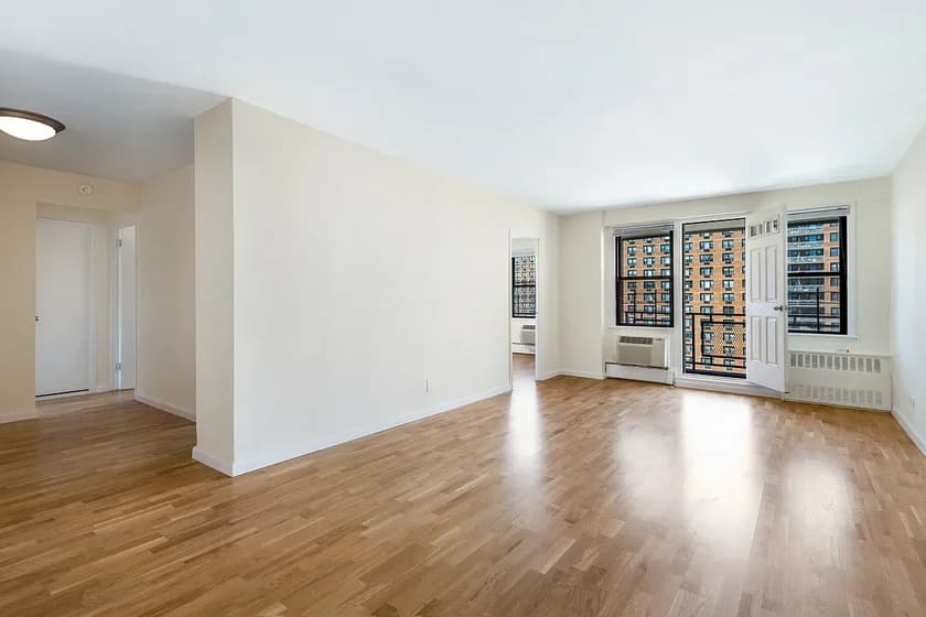 96-08 57 Avenue #1E, Queens, NY 11368 apartment_living_room 1