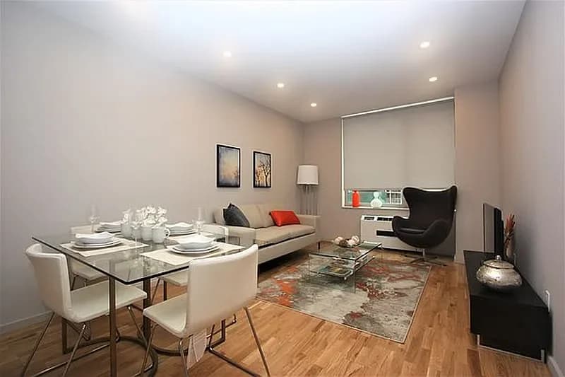 1511 Bedford Avenue #5R, Brooklyn, NY 11216 apartment_living_room 1