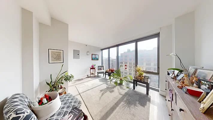 115 East 34 Street #2102, Manhattan, NY 10016 apartment_living_room 1