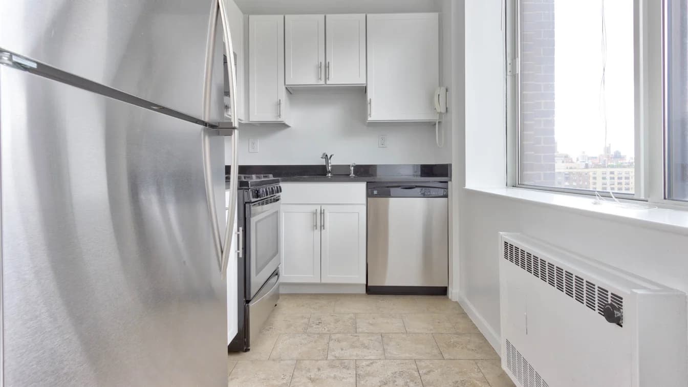 180 Riverside Boulevard #27C, Manhattan, NY 10069 1