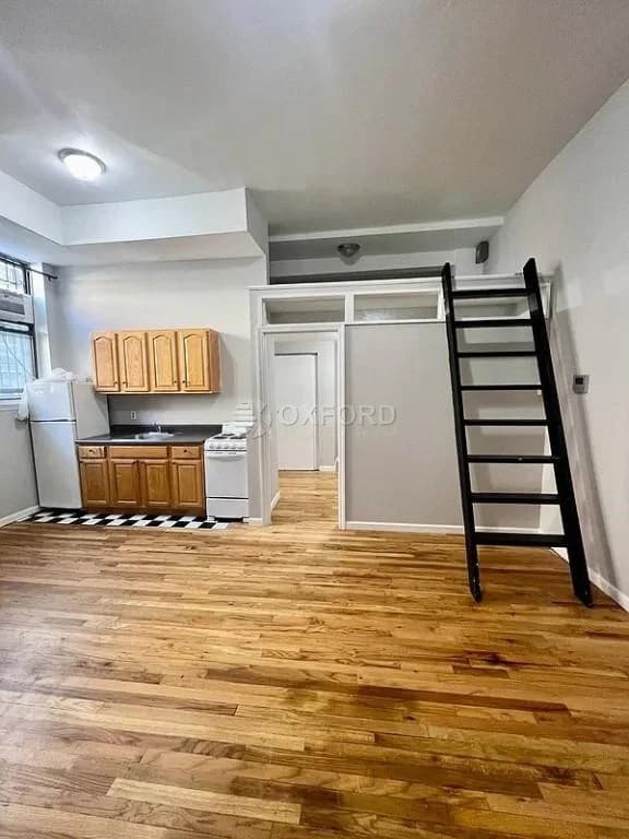 195 Stanton Street #s2, Manhattan, NY 10002 1