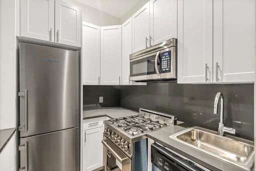 220 East 95 Street #1D, Manhattan, NY 10128
