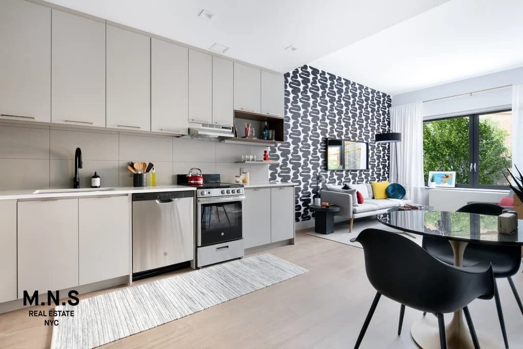 176 Woodward Avenue #433, Queens, NY 11385 1