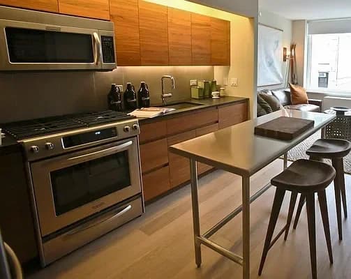 554 West 45 Street #2116, Manhattan, NY 10036
