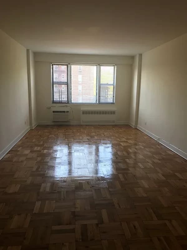 98-01 67 Avenue #5X, Queens, NY 11374 apartment_living_room 1