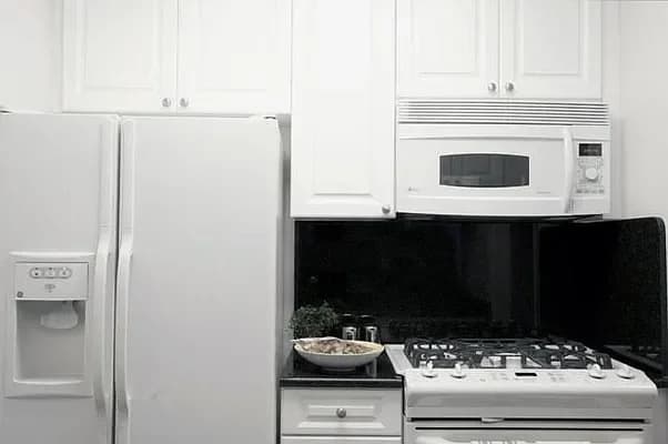 145 East 81 Street #4D, Manhattan, NY 10028 apartment_kitchen 1