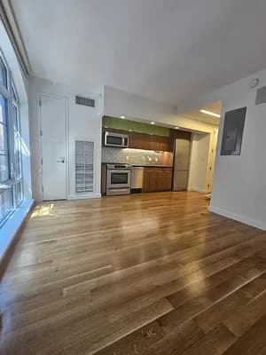 101 Bedford Avenue #B-213, Brooklyn, NY 11211