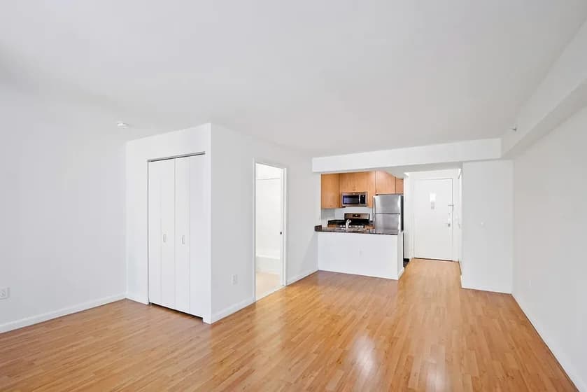 66 West 38 Street #16C, Manhattan, NY 10018 apartment_living_room 1