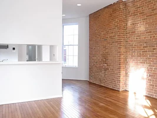 322 East 81 Street #6RE, Manhattan, NY 10028 apartment_living_room 1