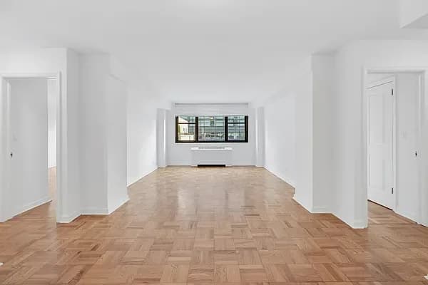 315 West 57 Street #18G, Manhattan, NY 10019