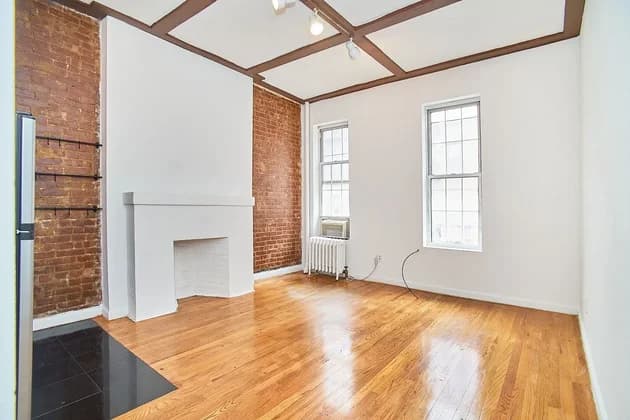 220 Sullivan Street #4B, Manhattan, NY 10012