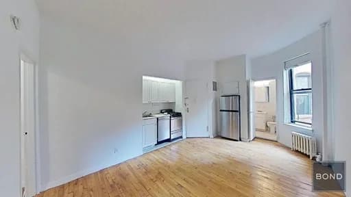 334 East 93 Street #8, Manhattan, NY 10128