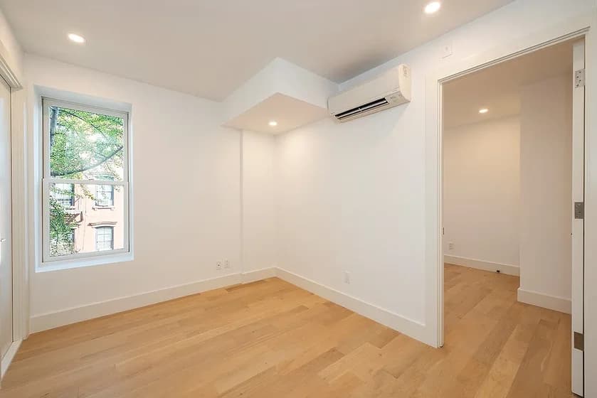 236 West 10 Street #18, Manhattan, NY 10014 apartment_living_room 1