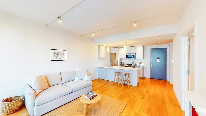 Mercedes House 550 West 54 Street #957, Manhattan, NY 10019 apartment_living_room 1