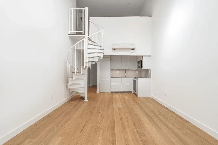 315 East 22 Street #6G, Manhattan, NY 10010 apartment_living_room 1