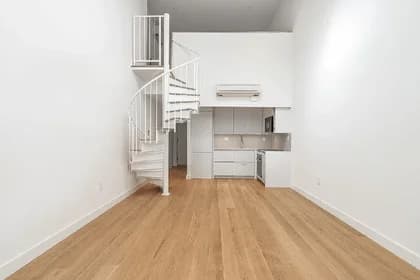 315 East 22 Street #6G, Manhattan, NY 10010