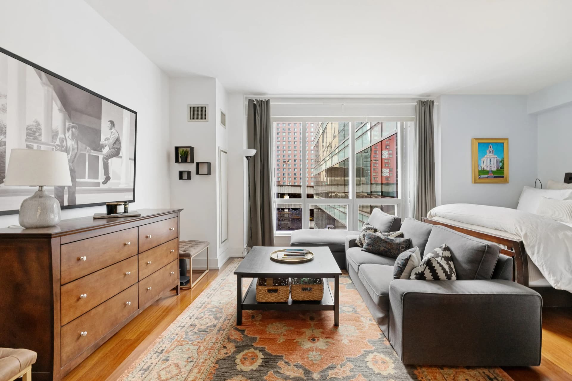 350 West 42 Street #10H, Manhattan, NY 10036 apartment_living_room 1