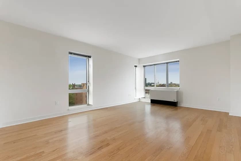 153-30 89 Avenue #810, Queens, NY 11432 apartment_living_room 1