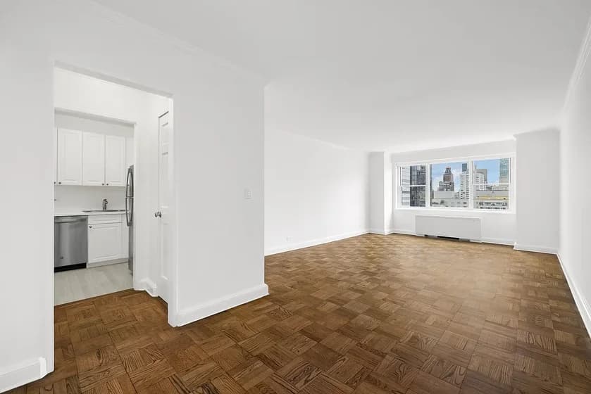300 East 77 Street #16C, Manhattan, NY 10021 apartment_living_room 1