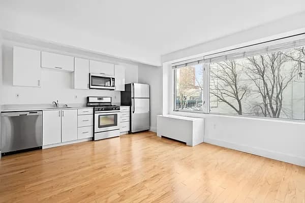 2270 Frederick Douglass Boulevard #3C, Manhattan, NY 10027 apartment_living_room 1