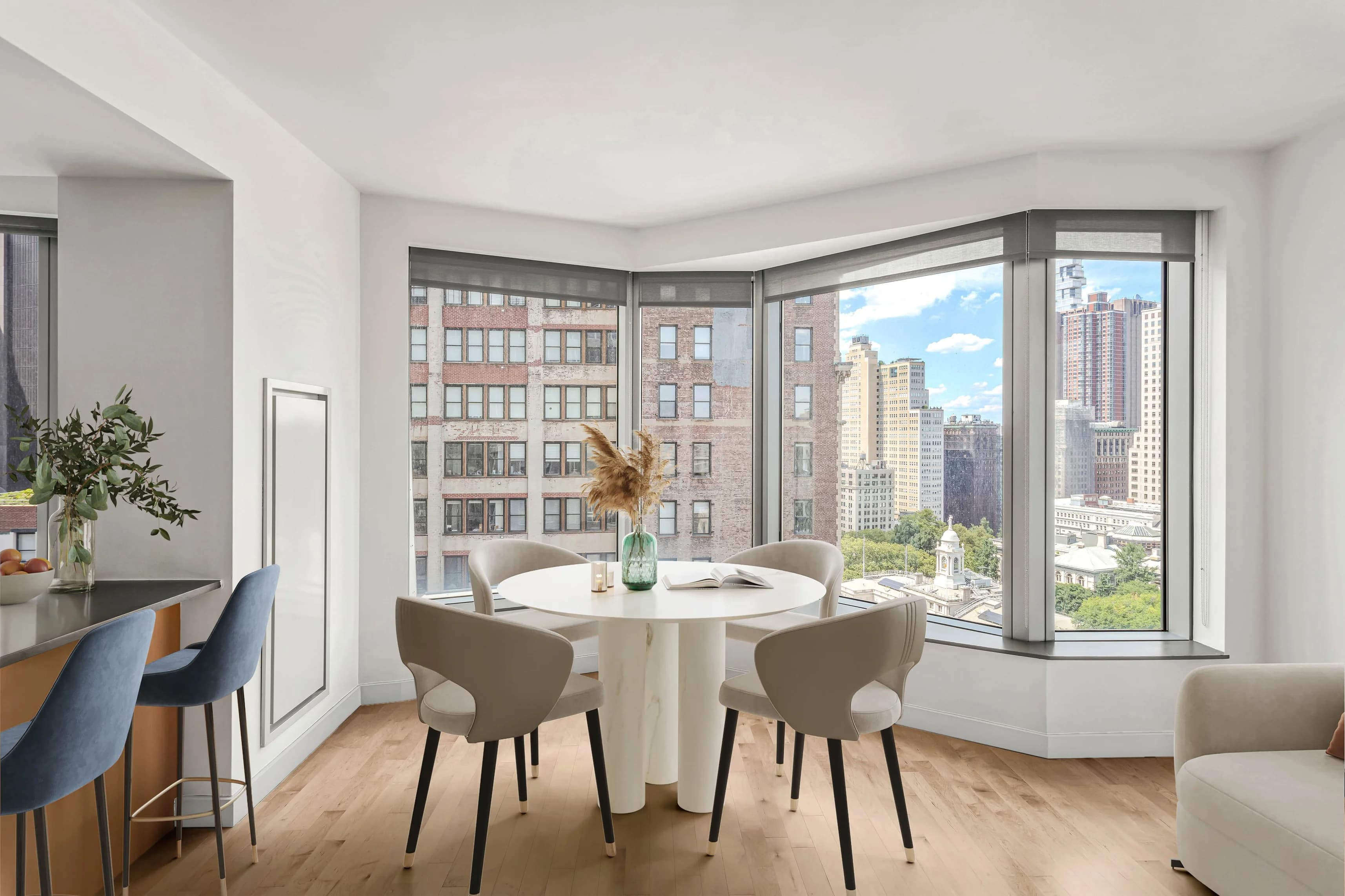 8 Spruce St #48G, New York, NY 10038 common_area_interior 1