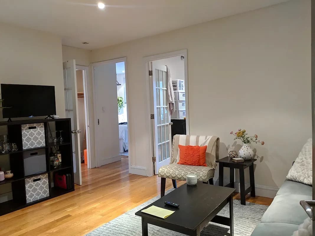 636 East 11 Street #5A, Manhattan, NY 10009 apartment_living_room 1