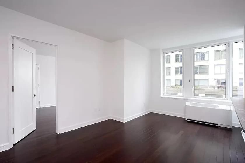 80 Riverside Boulevard #6-D, Manhattan, NY 10069 apartment_living_room 1